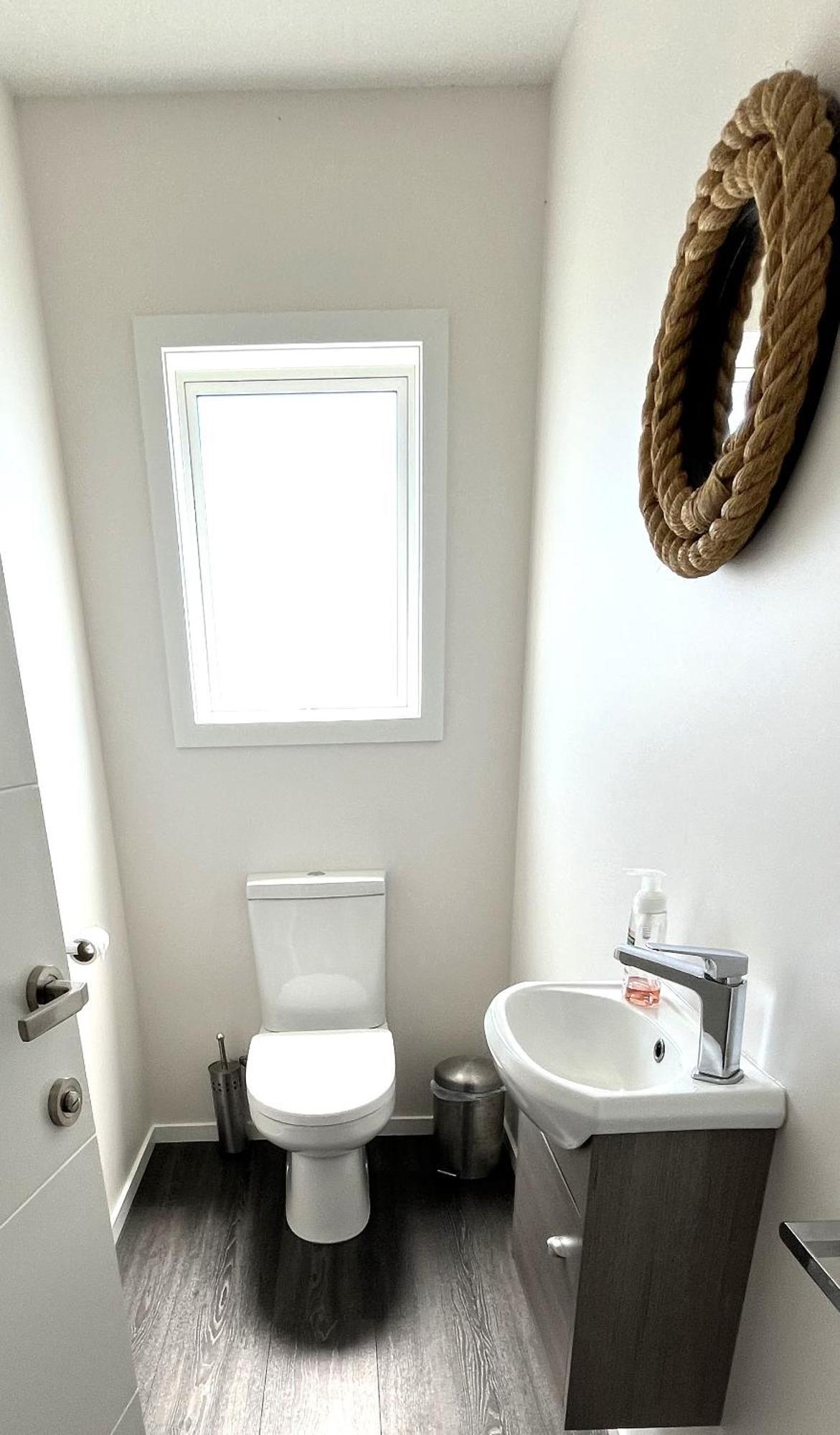 Large And Luxurious At The Lake Kinloch Εξωτερικό φωτογραφία